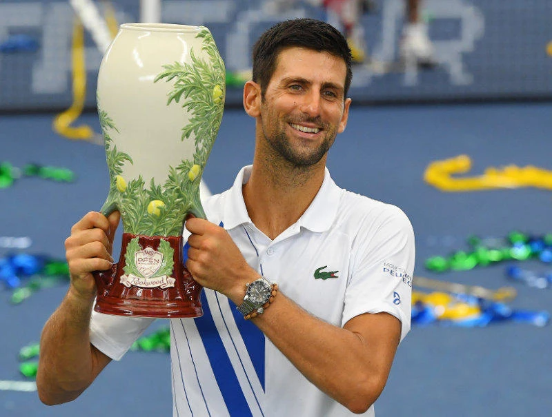 Novak Djokovic poses with the trophy following his win over Milos Raonic in the Western & Southern Open at the USTA Billie Jean King National Tennis Center on Aug 29, 2020. (Robert Deutsch-USA TODAY Sports)