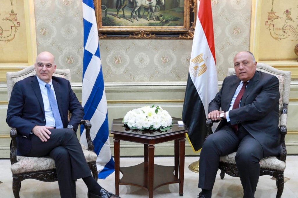 Foreign Minister Sameh Shoukry (R) meets with his Greek coutnerpart Nikos Dendias in the capital Cairo. (File/AFP)