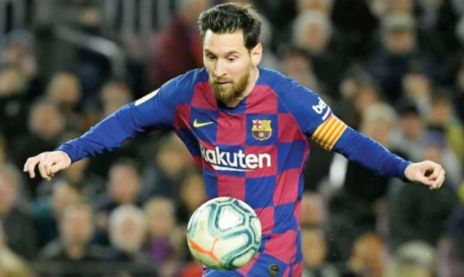 Lionel Messi has been offered by Barcelona a 2-year extension that would keep him with the club through the 2022-23 season. (AFP file photo)