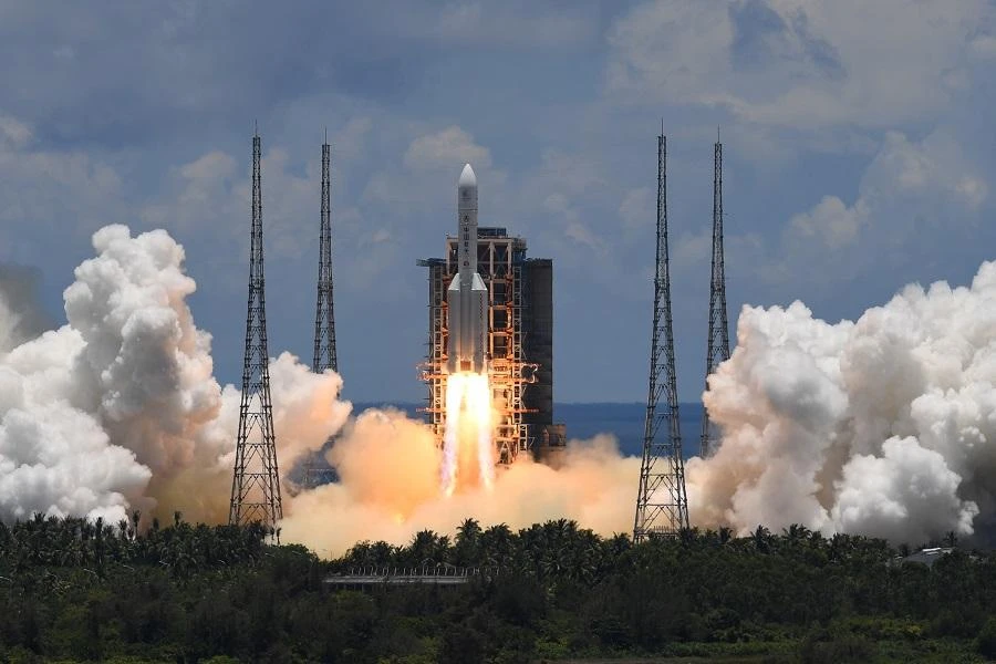China’s first reusable spacecraft lands after 2-day flight