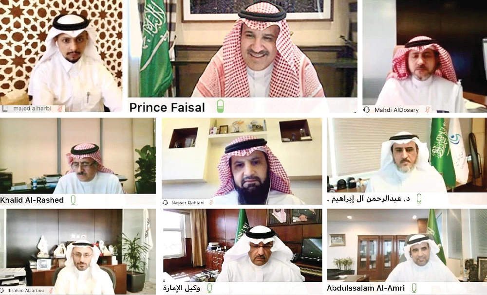 Madinah governor inaugurates two power projects