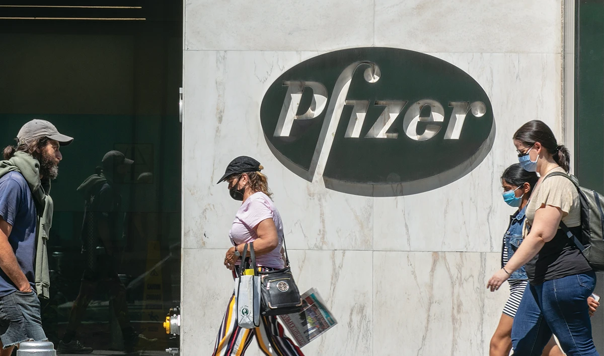 The New York City headquarters of Pfizer. The company is one of several trying to develop a vaccine for COVID-19. (AFP)