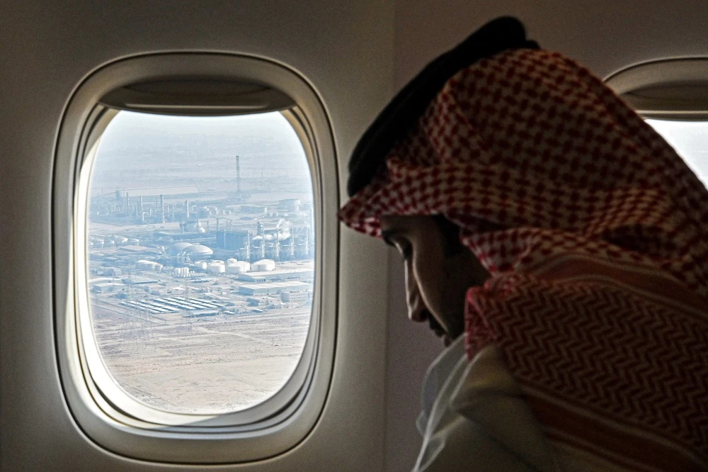 Saudi Arabia extended visa and residency permit validity for residents outside the country who cannot return due to the border closure. (File/AFP)