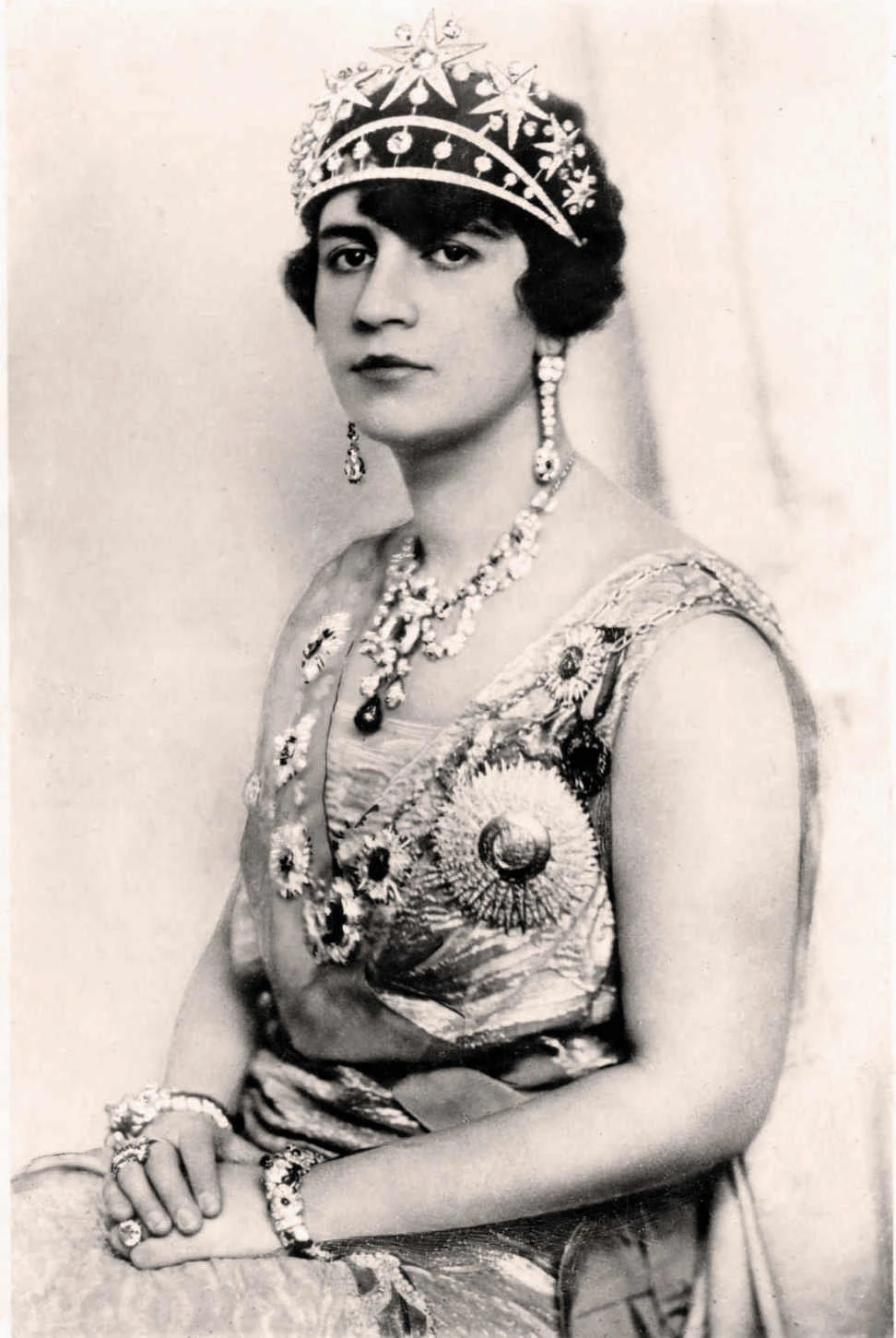 As royal consort, Soraya Tarzi pushed for equal rights and education, opening Afghanistan’s first school for girls. She was forced to flee Afghanistan along with the king in 1929. (Getty Images)