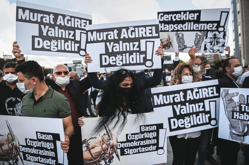 3 jailed journalists released amid tough media landscape in Turkey