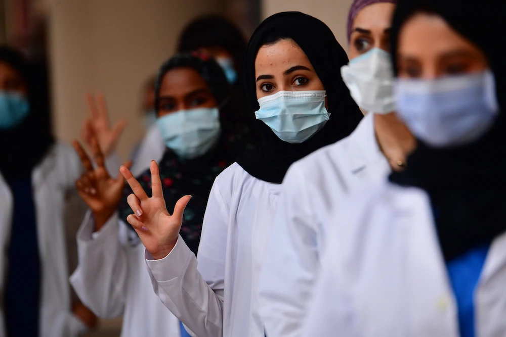 Relatively high rates of recovery from COVID-19 infection have put the GCC bloc in the limelight even though their efforts to keep new cases under control have produced mixed results so far. (AFP/File Photo)