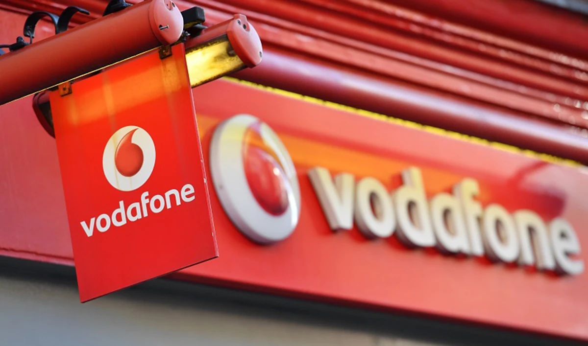 Telecom Egypt considers acquiring all Vodafone Egypt shares