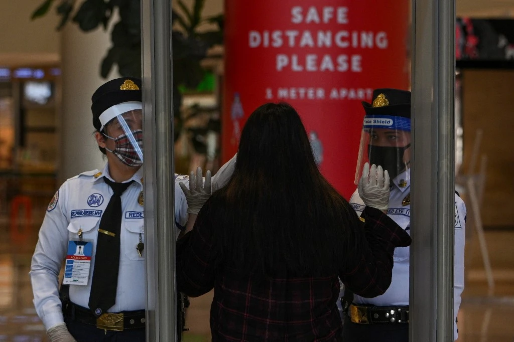 The Philippine economy’s decline is largely due to the COVID-19 pandemic, and the ensuing lockdowns that went with it. (AFP file photo)