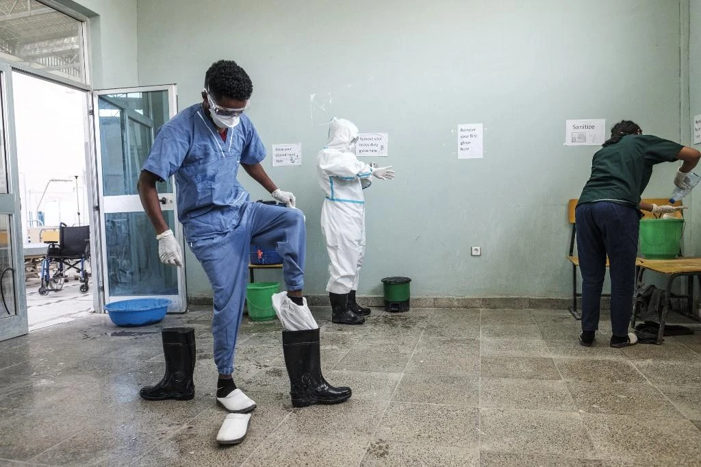 The COVID-19 pandemic has peaked earlier than expected in many African countries, contrary to earlier predictions, experts said. (File/AFP)