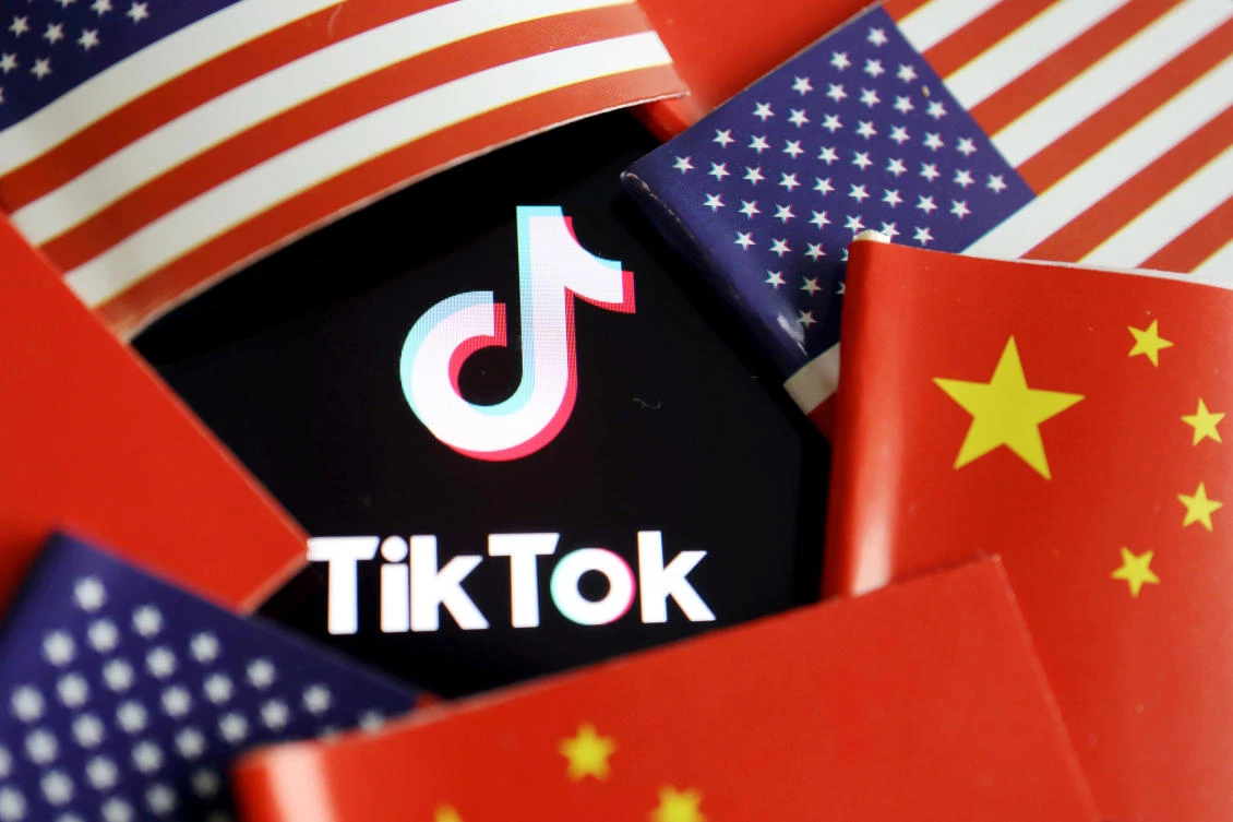 US officials to ban TikTok, WeChat downloads from Sunday