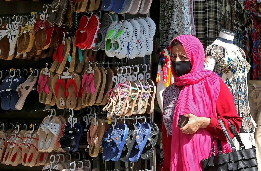 A senior Iranian health official has declared a coronavirus red alert covering the entire country as daily deaths and cases increase at an alarming rate. (File/AFP)