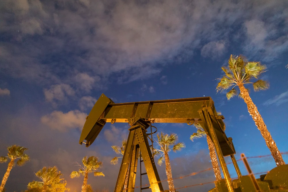 The historic deal by OPEC+, led by Saudi Arabia and Russia but brokered by the US, had resulted on the largest supply cut in the history of the oil industry. But the worst was yet to come as market turmoil reached fever pitch, resulting in “Black Monday” in April. (AFP/File Photo)