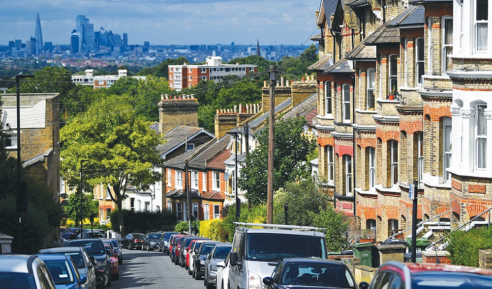 British house price boom to fizzle out next year