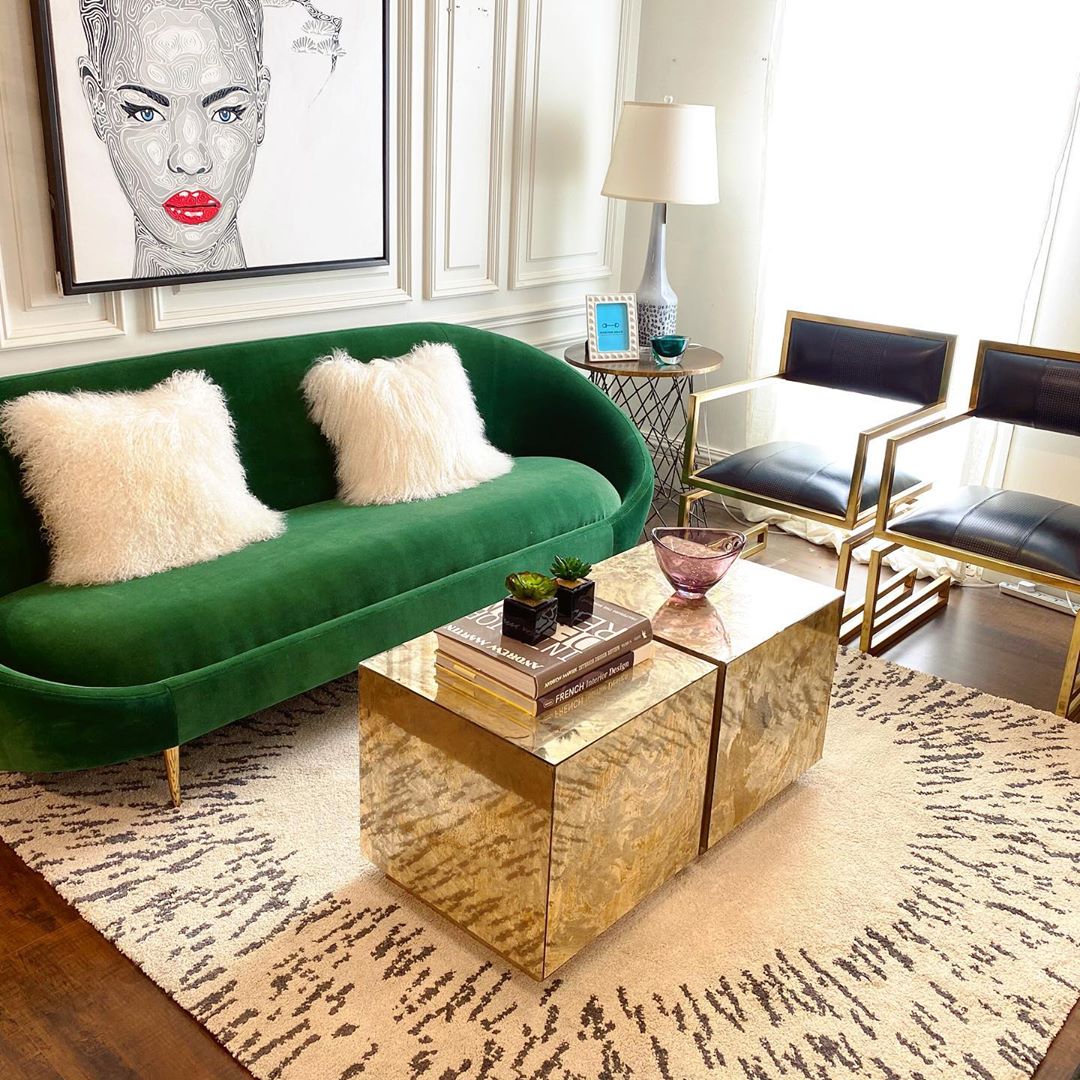 @risinteriors