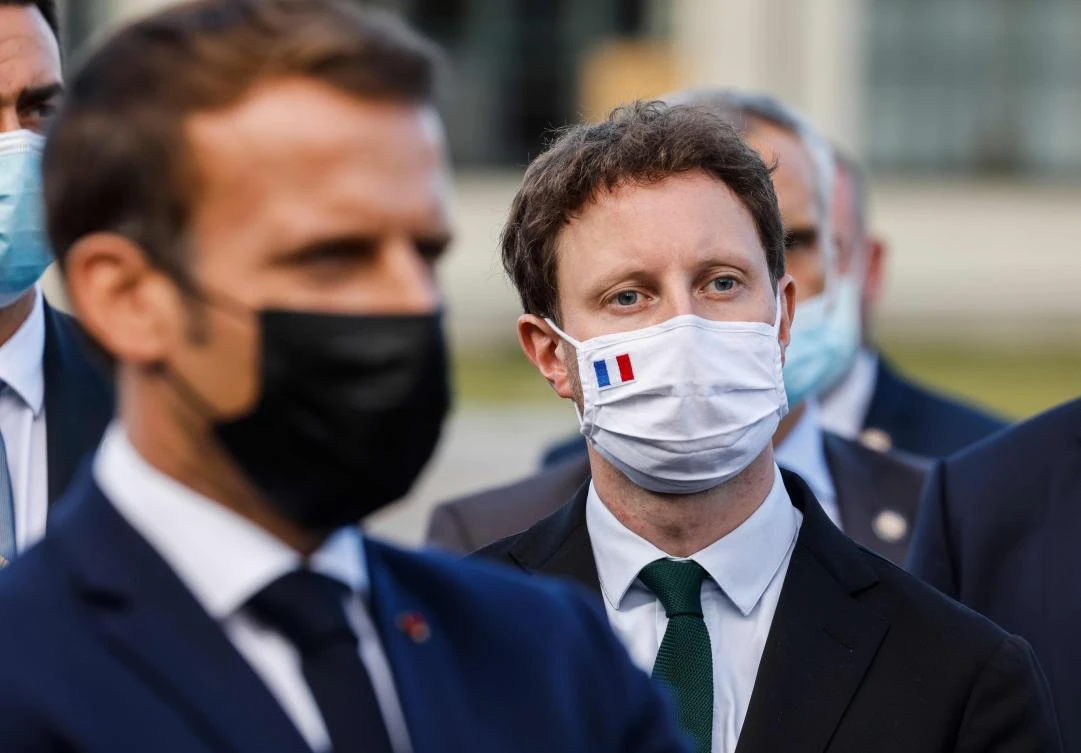 French junior minister for European Affairs Clement Beaune visited the Lynx NATO operation forces at the Rukla base on Sept. 29, 2020. (File/AFP)