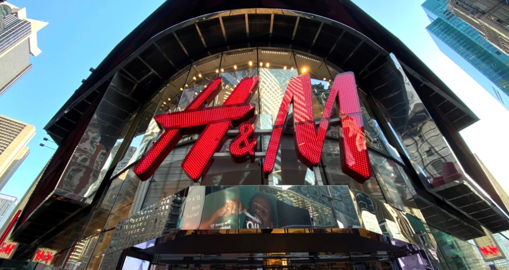 H&M to close stores as Covid-19 pushes shoppers online