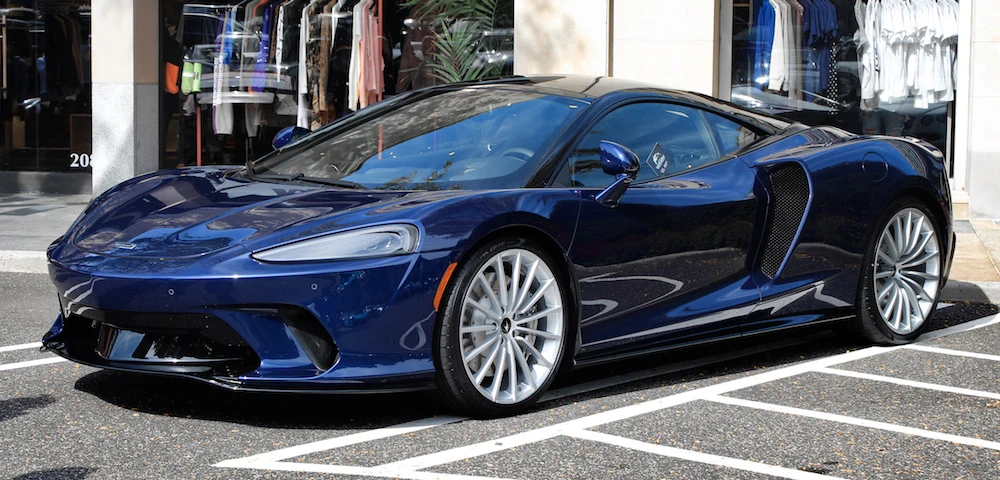 Elegance with a hint of jet fighter: The McLaren 2020 GT
