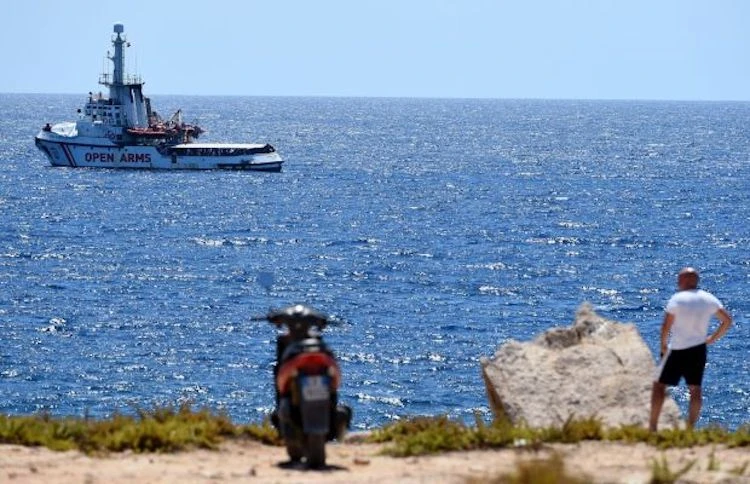Spanish migrant rescue ship Open Arms approaches Lampedusa island, Italy, Aug 19, 2019. (Reuters)