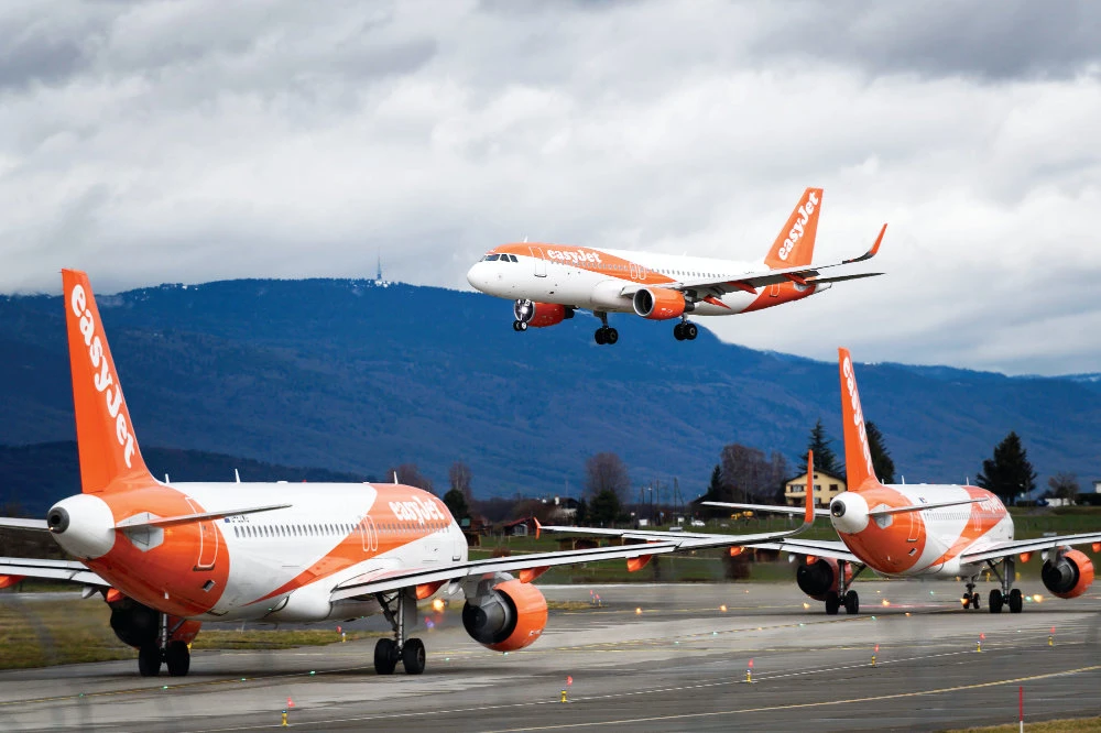 EasyJet warns first annual loss could top $1 billion