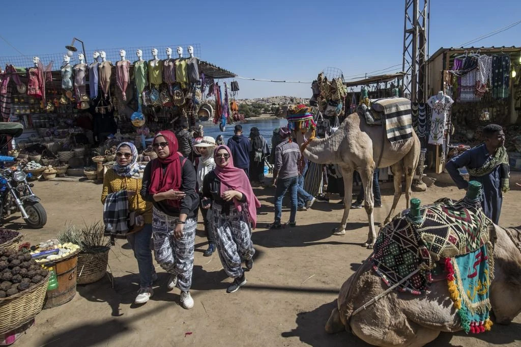Inflation soared to a peak of 33.0 percent in July 2017 after Egypt implemented IMF austerity measures. (AFP file photo)