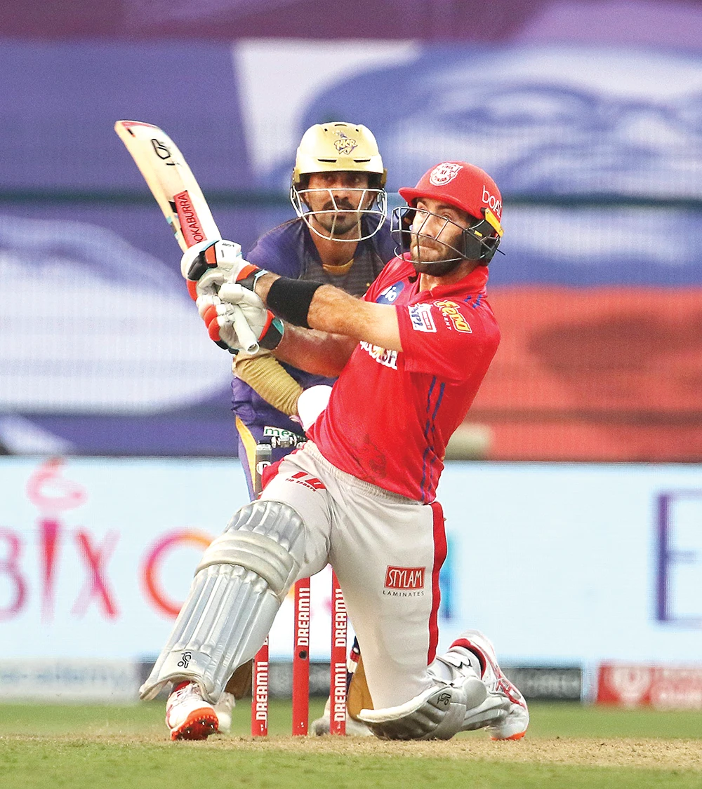 Glenn Maxwell’s hit over the covers landed just inside the boundary as Kings XI Punjab fell two runs short at 162-5. (Supplied)