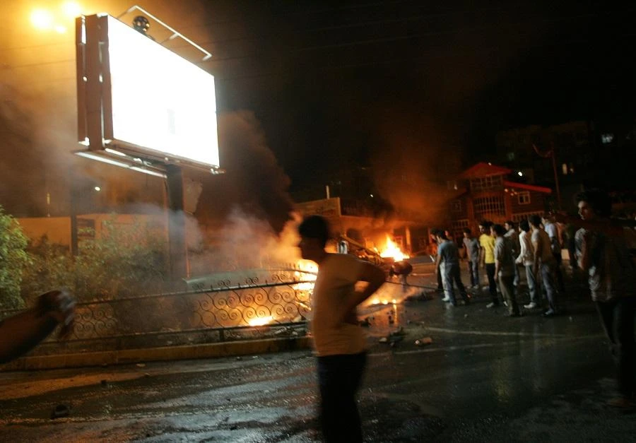 Gas explosion hits market, kills at least 5 in southwest Iran