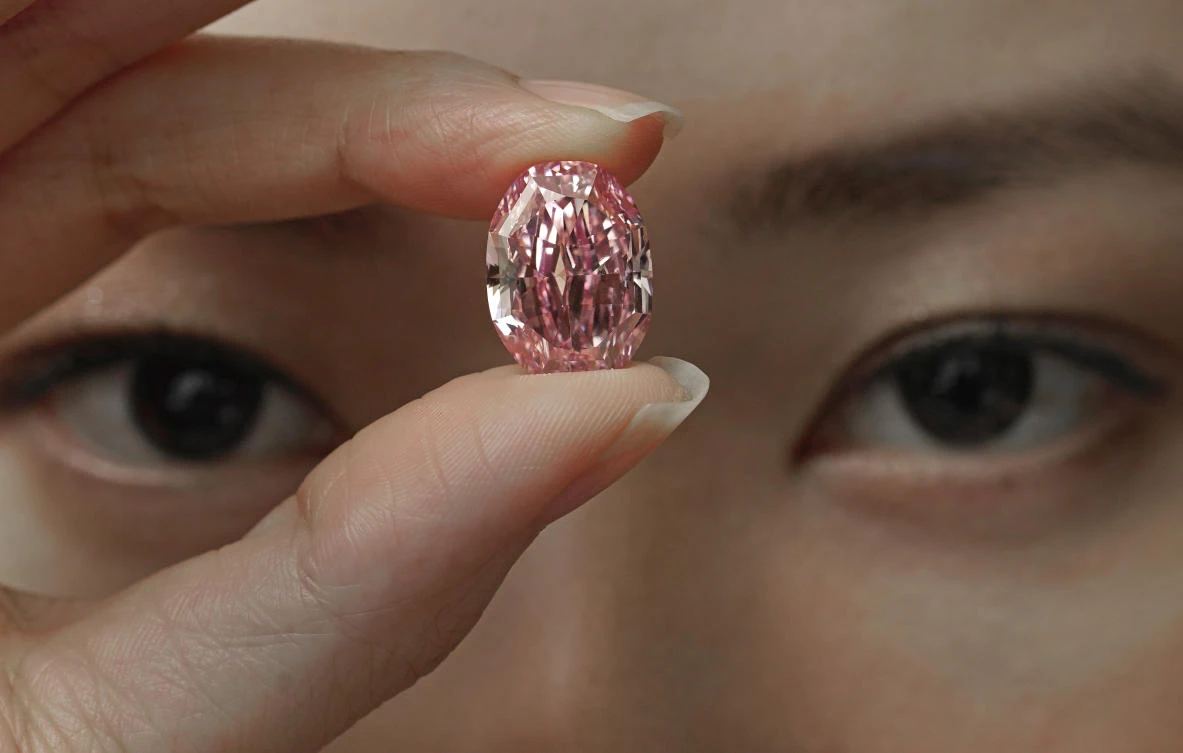 Super rare, purple-pink diamond up for auction, could fetch $38 million