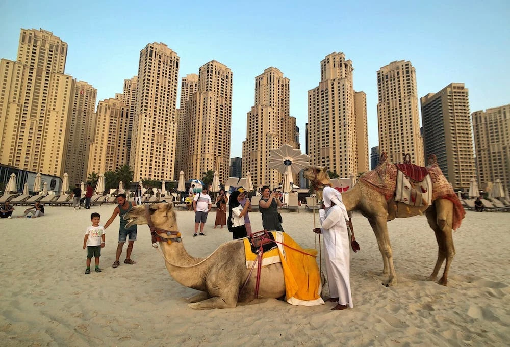 UAE reports 1,064 coronavirus infections, one death