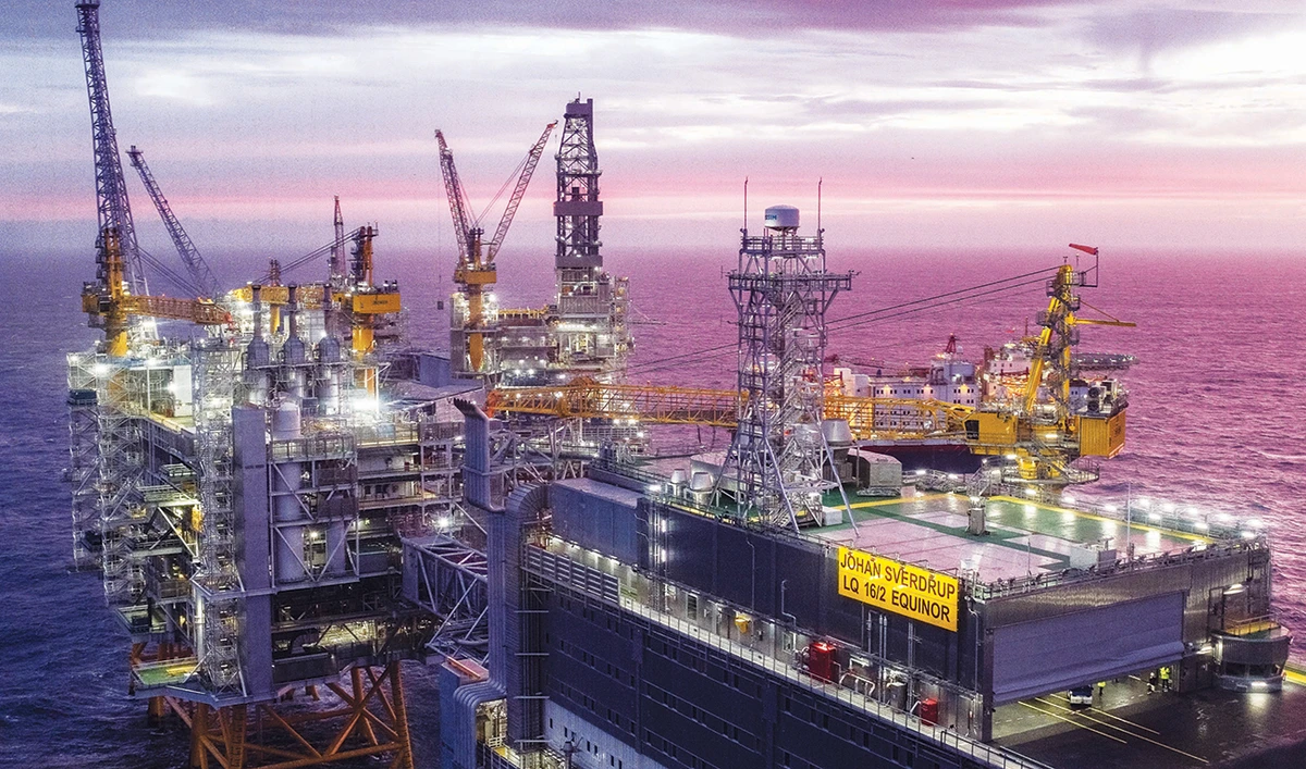 Oil prices fall as supply concerns ease