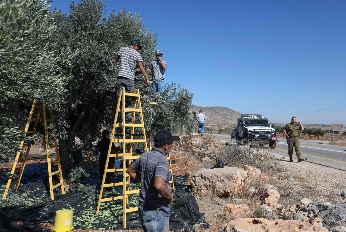 Israel approves first new settler homes since suspending annexation
