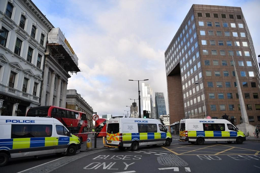 Prisoner who fought London Daesh attacker to have sentence reduced