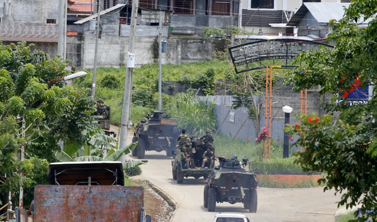 Homesick Marawi residents yearn to rebuild lives as Philippines rebuilds city