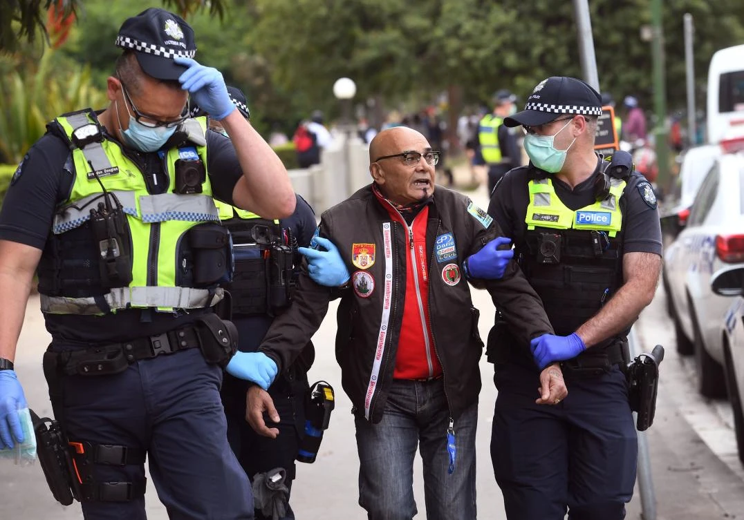 Melbourne holds off on easing amid new coronavirus outbreak