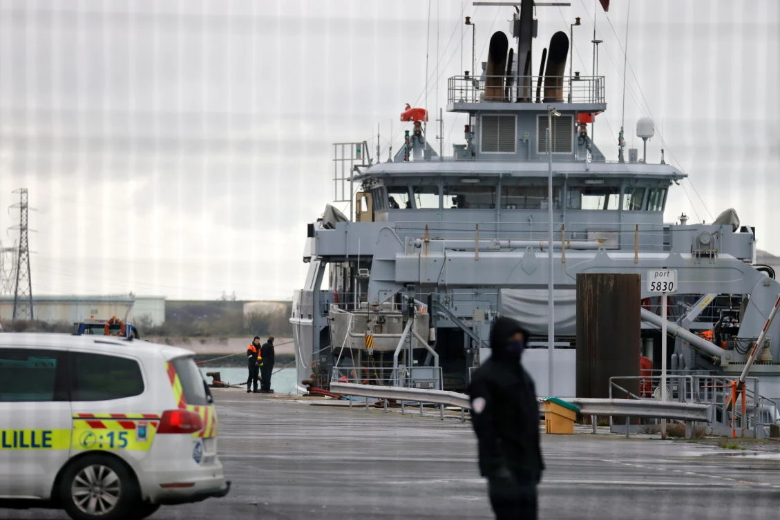 Four dead after migrant vessel capsizes in Channel