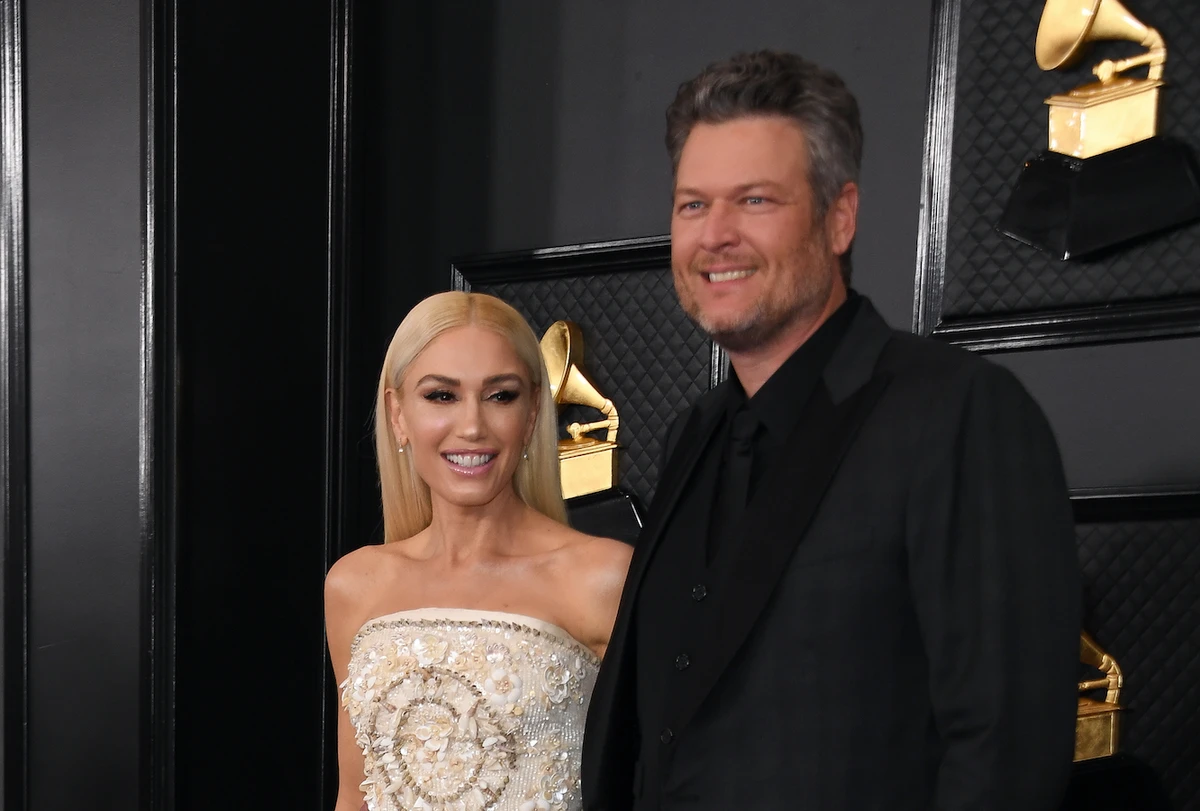 ‘The Voice’ co-stars Blake Shelton, Gwen Stefani engaged