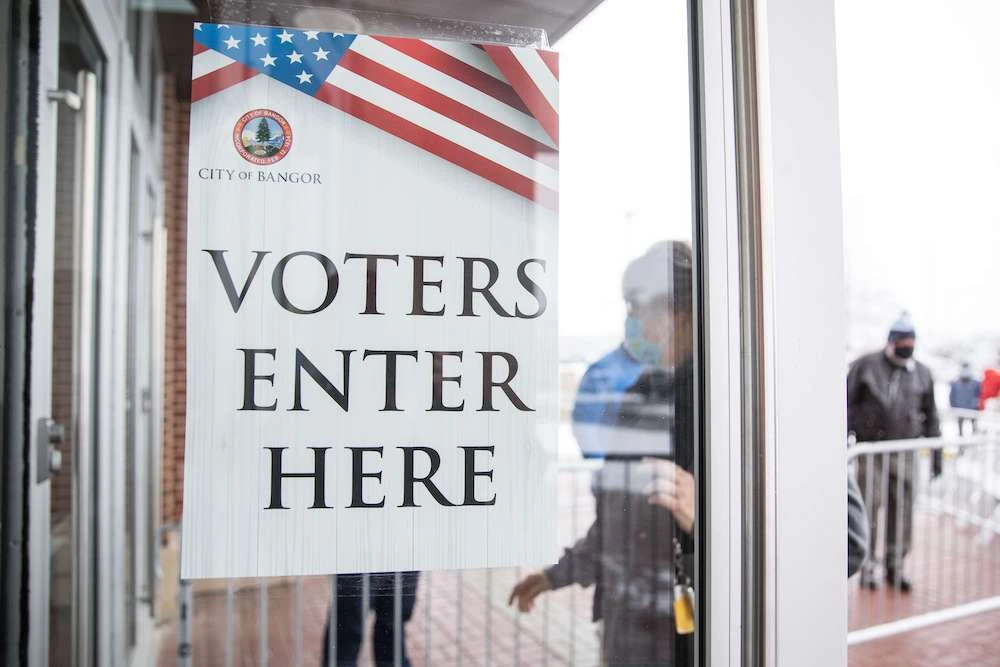 Signage directing voters at a polling location on Nov. 3, 2020 in Bangor, Maine. (Getty Images/AFP)