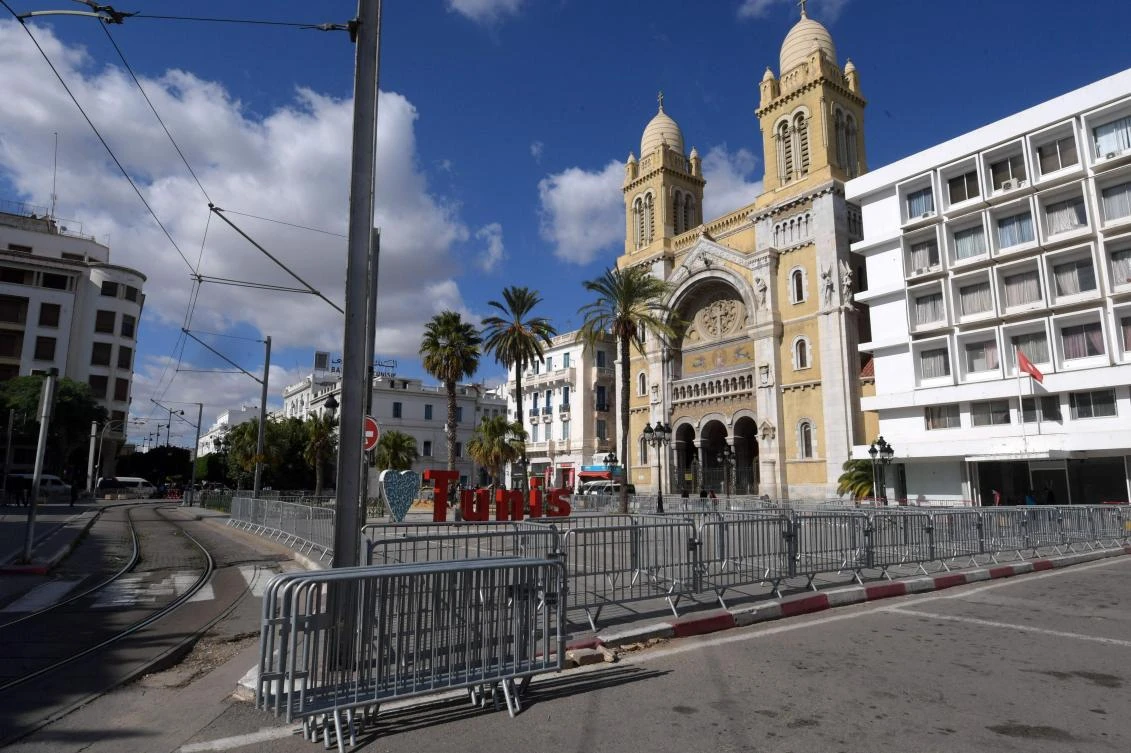 A picture taken on October 29, 2020 in the Tunisian capital Tunis, shows the Cathedral of Saint Vincent de Paul and the surrounding streets, empty after new security measures were taken by the authorities in a bid to slow the spread of the coronavirus. (AFP)