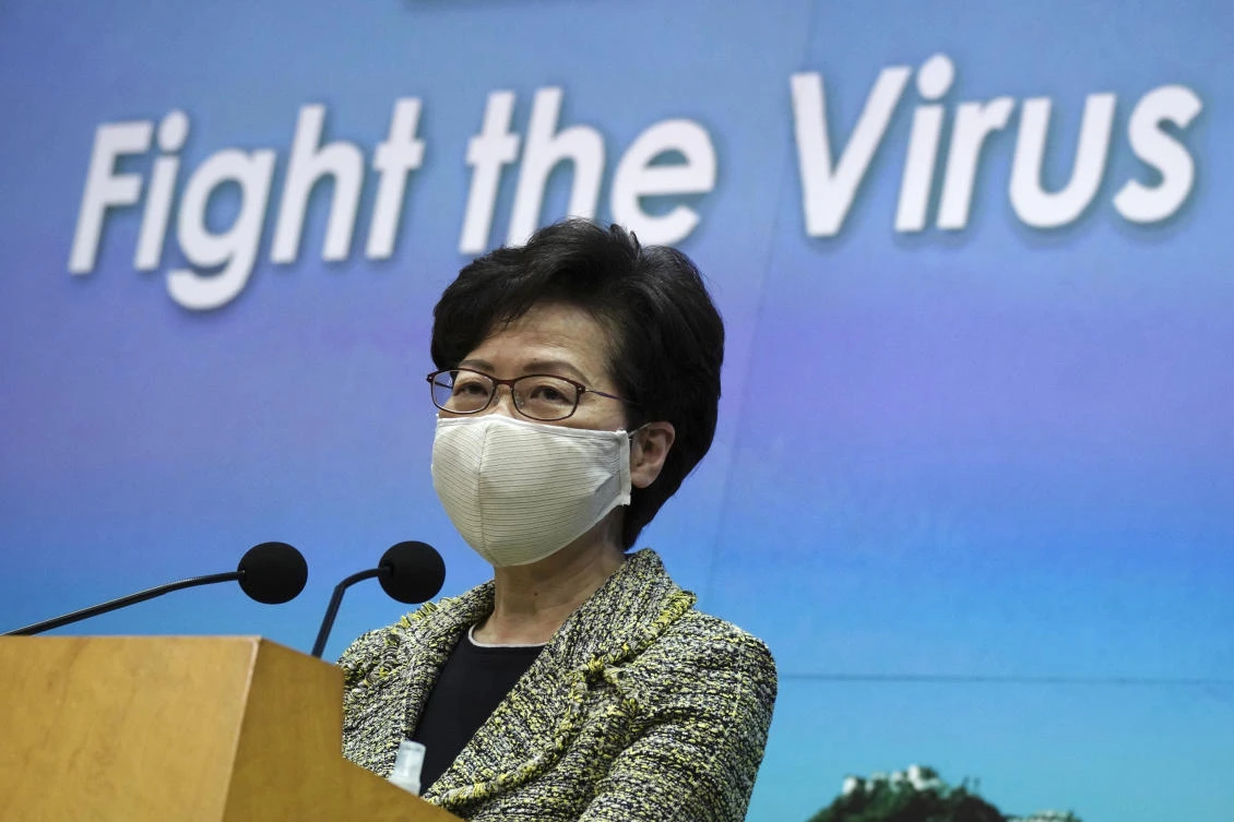 Hong Kong leader to travel to Beijing to seek economic aid