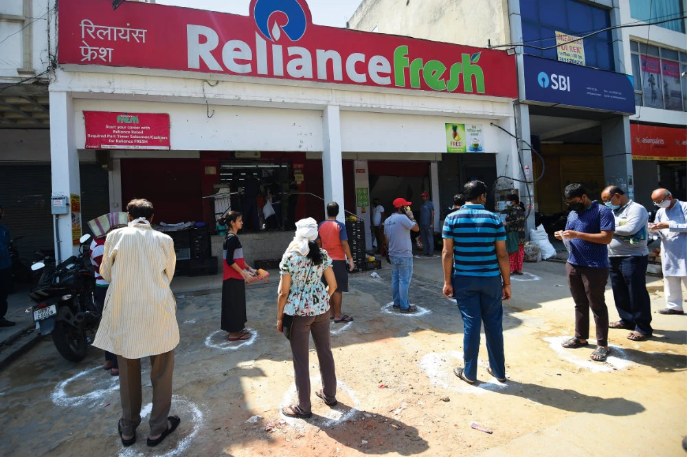 Saudi Arabia’s PIF takes $1.3 billion stake in India’s biggest retailer