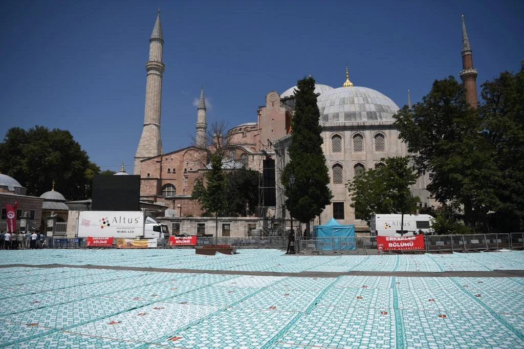 A US statement saying that its Secretary of State Mike Pompeo plans to “promote our strong stance on religious freedom” during his visit to Istanbul next week has drawn the ire of Ankara. (File/AFP)