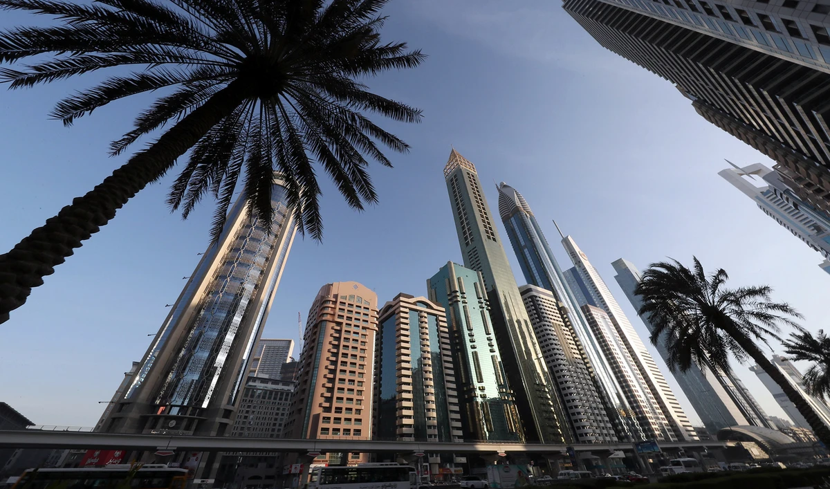A picture taken on Feb. 11, 2018, shows the 75-storey Gevora Hotel, center, which stands 356 metres or nearly a quarter of a mile tall, in the Gulf metropolis of Dubai. (AFP/File)