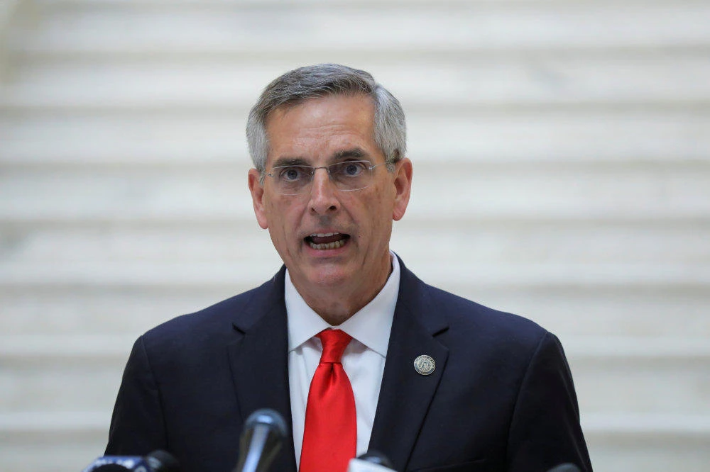 Georgia Secretary of State Brad Raffensperger gives an update on the state of the election and ballot count during a news conference at the State Capitol in Atlanta, Georgia, on November 6, 2020. (REUTERS/Dustin Chambers/File Photo)