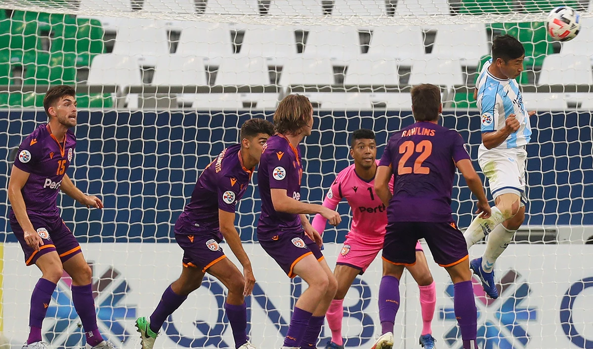 Beijing Guaon pounce on rusty Melbourne in 3-1 victory