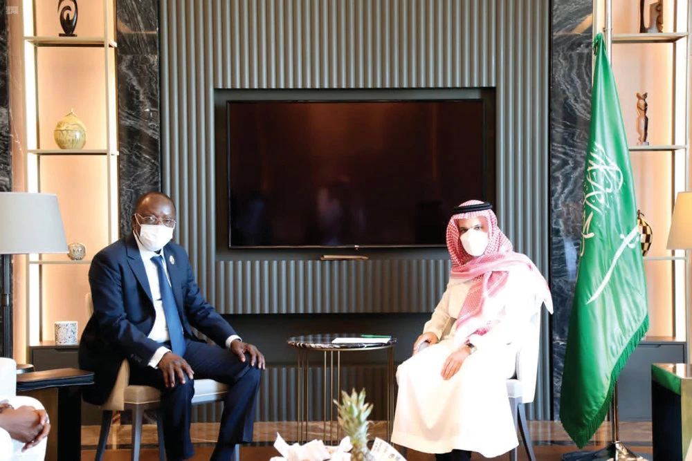 Saudi foreign minister meets counterparts in Niger