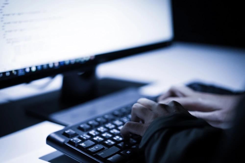 Scammers fool Britons with investment firm clones, says trade body