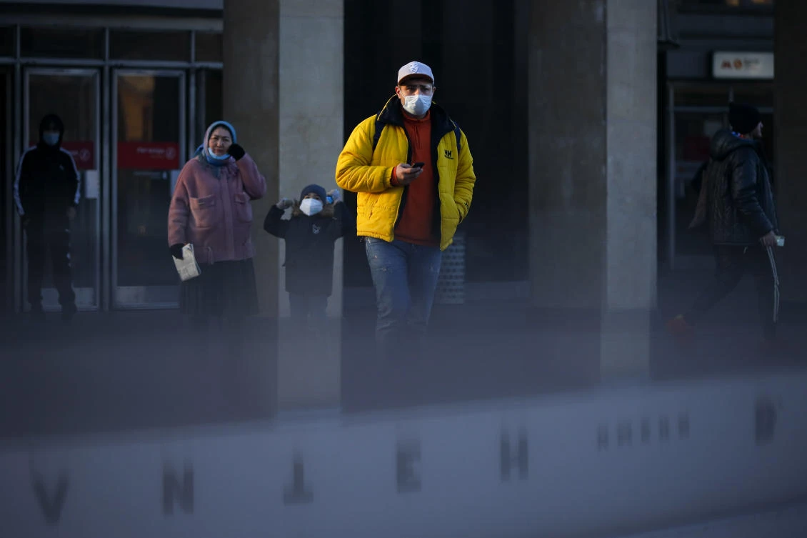 Moscow said that the first people to receive coronavirus vaccine shots will be teachers, doctors and social workers. (AP)