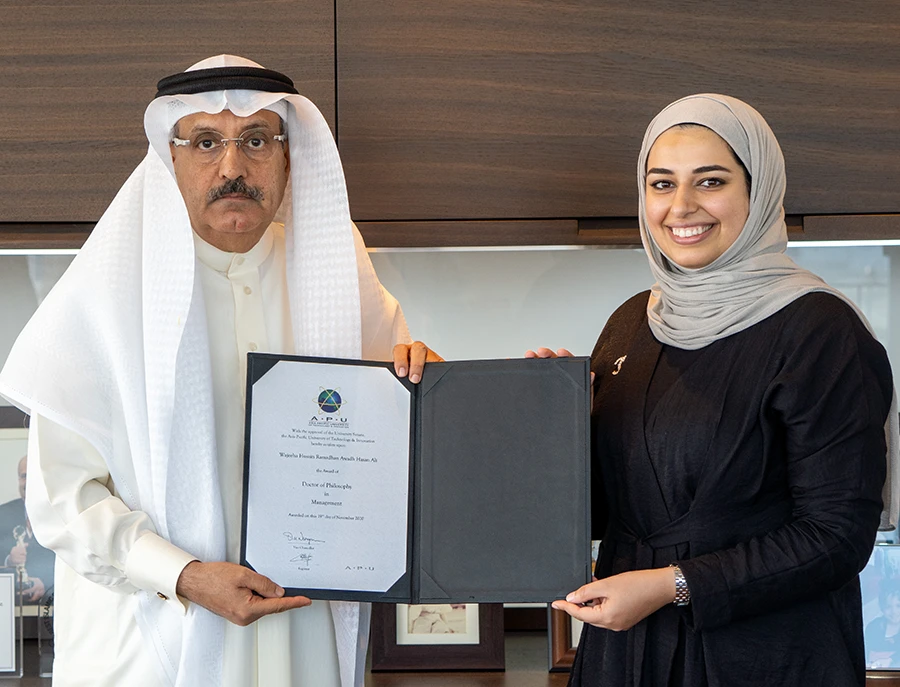 First Bahraini woman awarded PhD in fintech