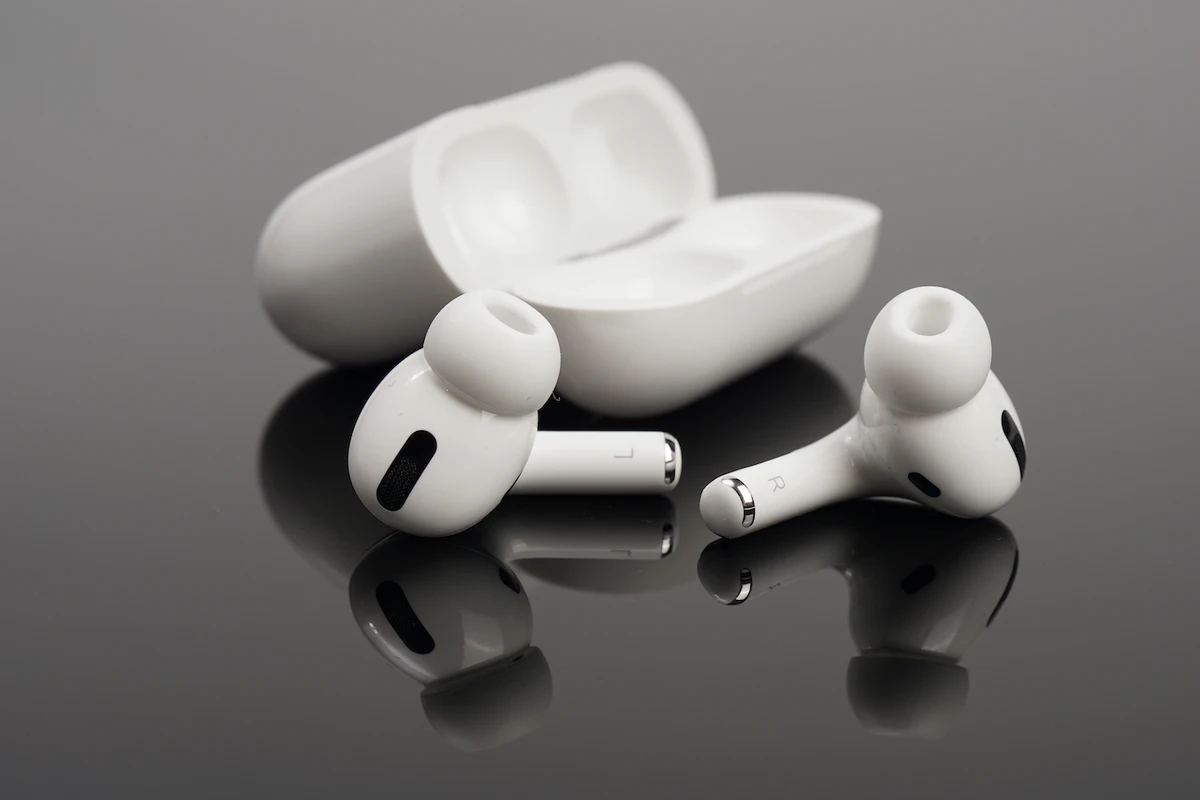 Any music lover will be delighted to receive Apple’s in-ear, noise-cancelling wireless earbuds. (Shutterstock)