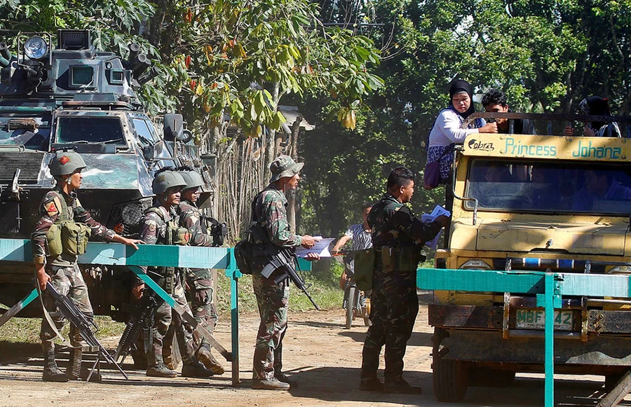 Family pressure, starvation force Abu Sayyaf duo to surrender in Philippines