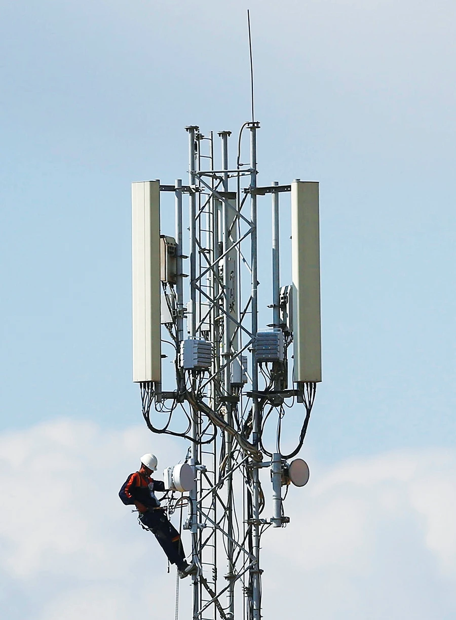Vodafone Towers spinoff Vantage eyes growth, open to bigger deals, says CEO